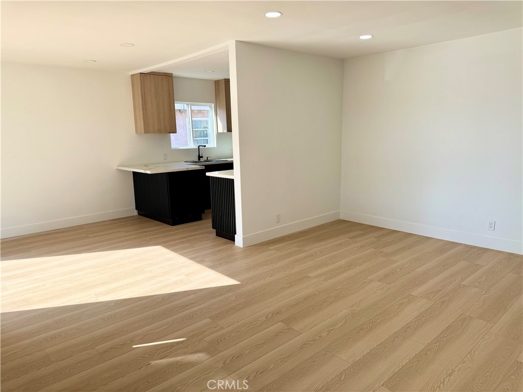 2135 W 162nd Street