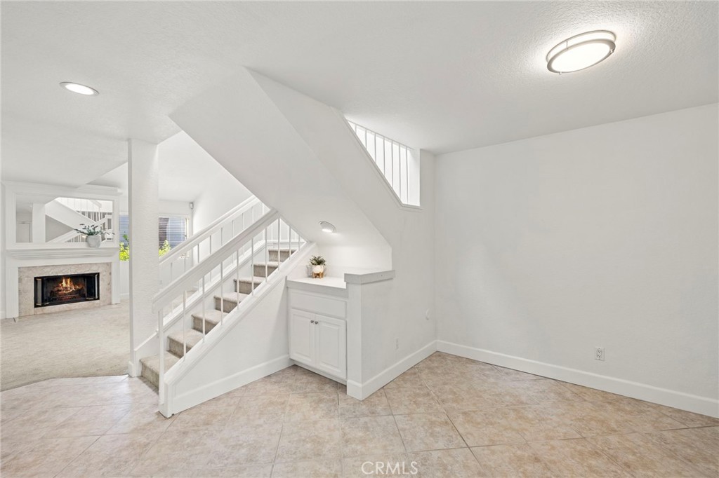 407 San Nicholas Court