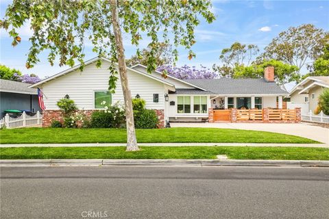 3061 Ruth Elaine Los Alamitos CA 90720