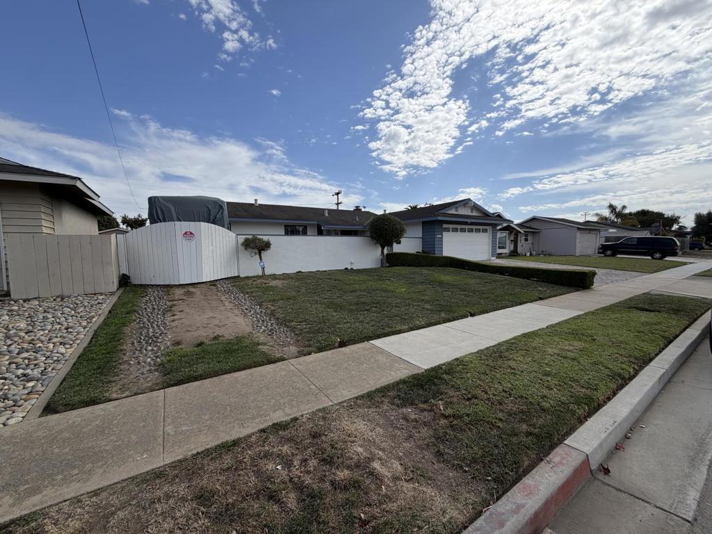 1814 Pescadero Drive