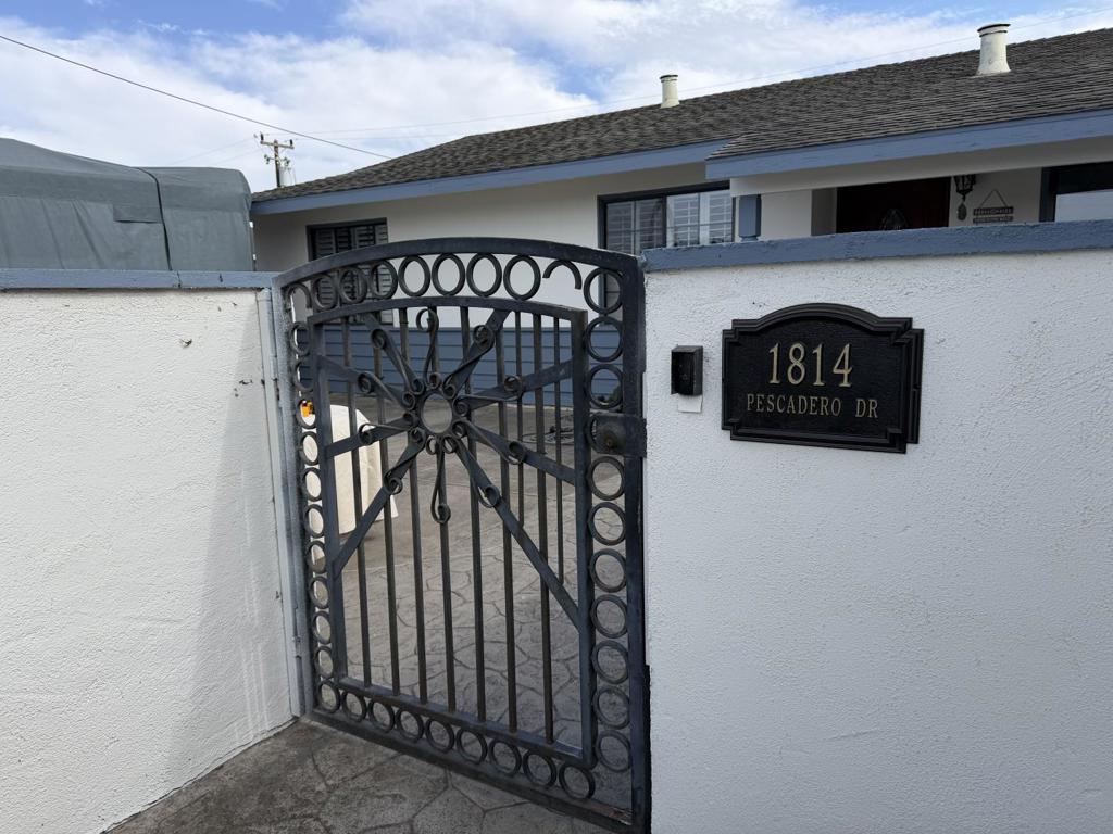 1814 Pescadero Drive