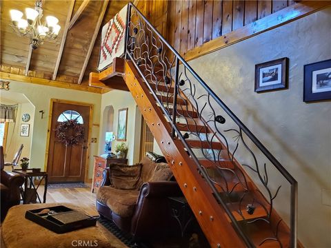 Photo of 33429 Robin Drive, Green Valley Lake, CA 92341 (MLS # IG26107182)