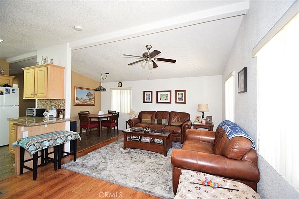 56254 29 Palms Highway 123