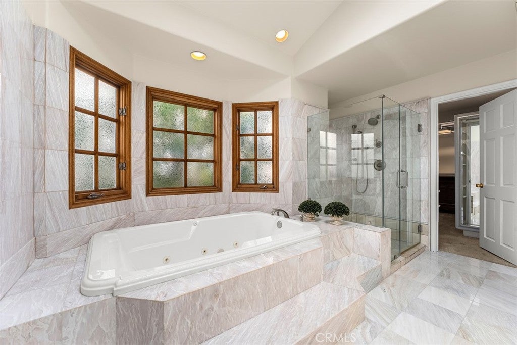 Irvine, California, 92603, United States, 5 Bedrooms Bedrooms, ,7 BathroomsBathrooms,Residential,Active,2023338