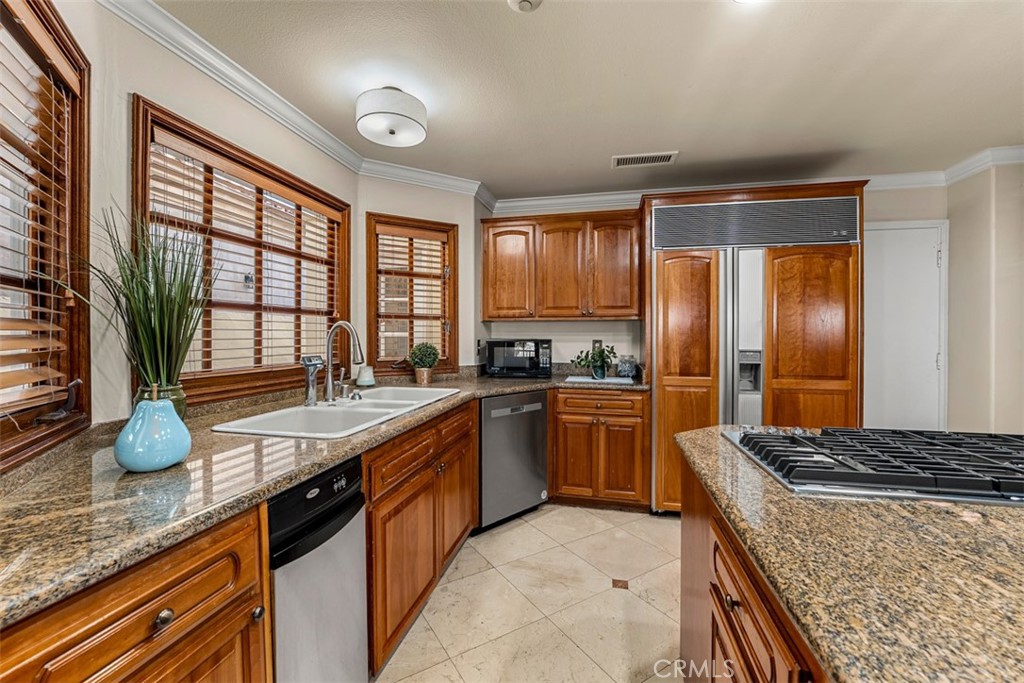Irvine, California, 92603, United States, 5 Bedrooms Bedrooms, ,7 BathroomsBathrooms,Residential,Active,2023338