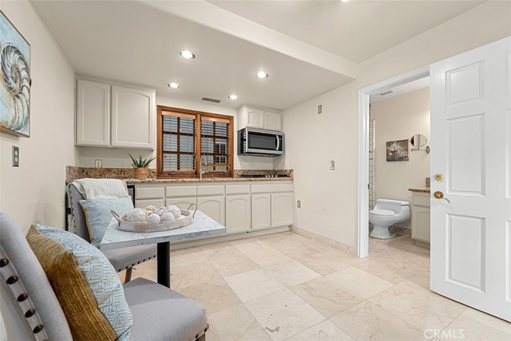 Irvine, California, 92603, United States, 5 Bedrooms Bedrooms, ,7 BathroomsBathrooms,Residential,Active,2023338