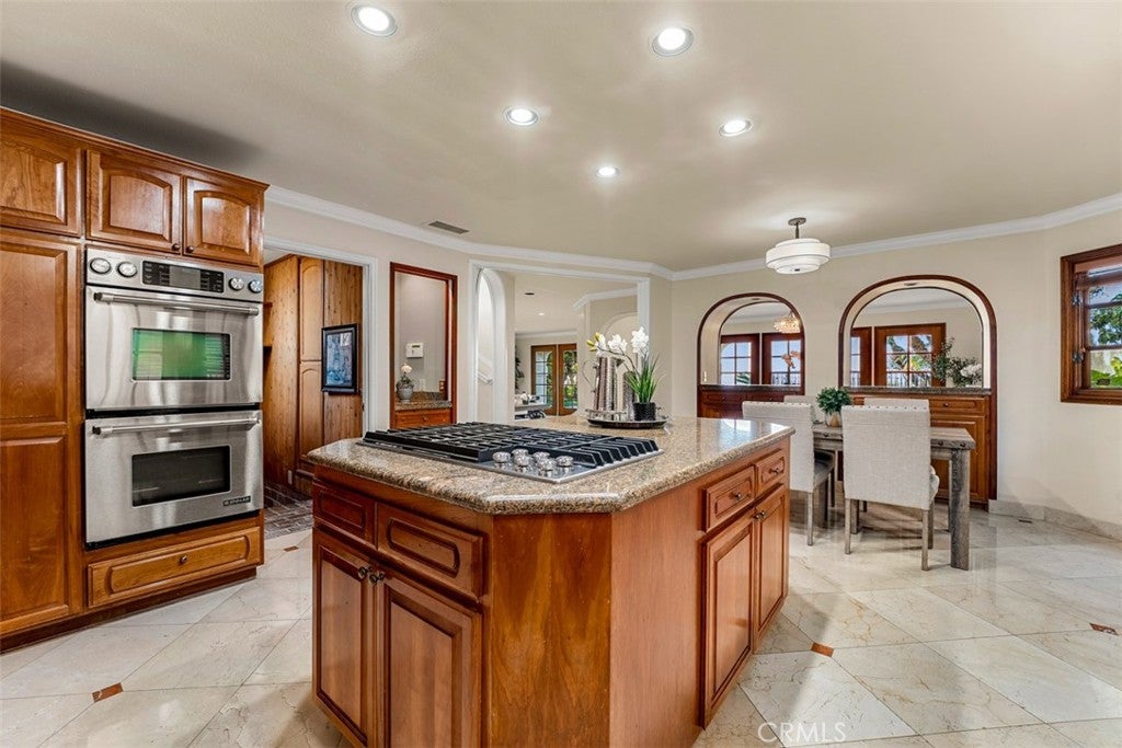 Irvine, California, 92603, United States, 5 Bedrooms Bedrooms, ,7 BathroomsBathrooms,Residential,Active,2023338
