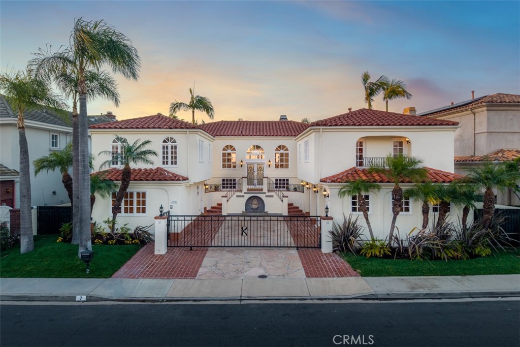 Irvine, California, 92603, United States, 5 Bedrooms Bedrooms, ,7 BathroomsBathrooms,Residential,Active,2023338