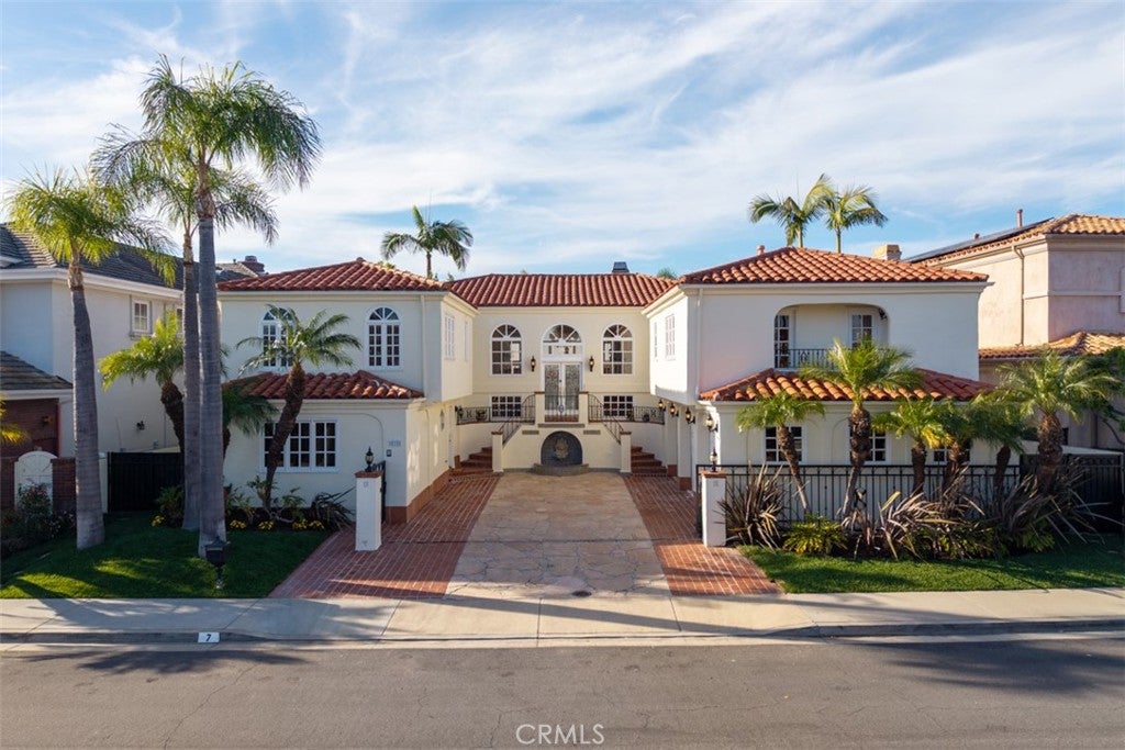 Irvine, California, 92603, United States, 5 Bedrooms Bedrooms, ,7 BathroomsBathrooms,Residential,Active,2023338