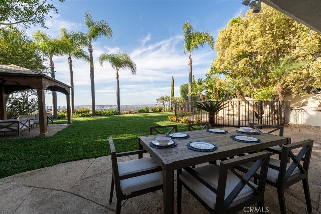 Irvine, California, 92603, United States, 5 Bedrooms Bedrooms, ,7 BathroomsBathrooms,Residential,Active,2023338