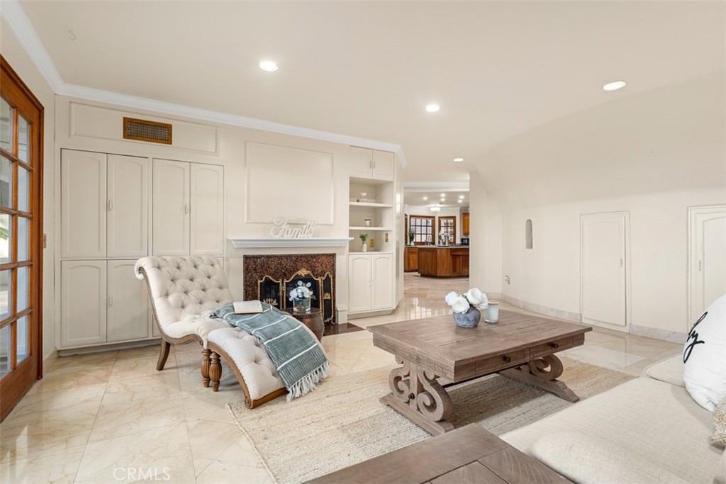 Irvine, California, 92603, United States, 5 Bedrooms Bedrooms, ,7 BathroomsBathrooms,Residential,Active,2023338