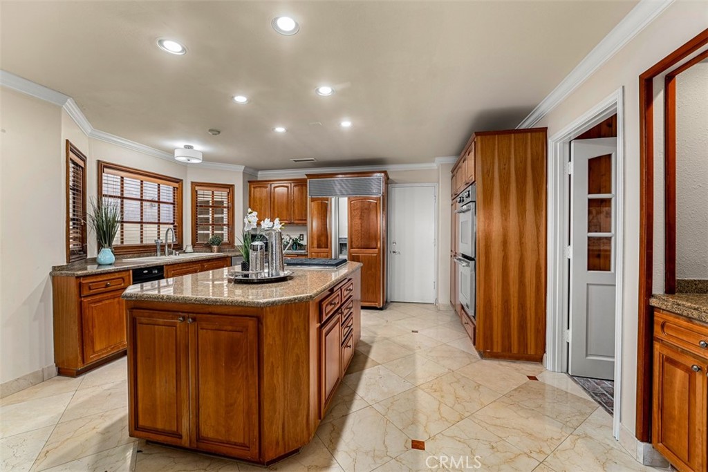 Irvine, California, 92603, United States, 5 Bedrooms Bedrooms, ,7 BathroomsBathrooms,Residential,Active,2023338