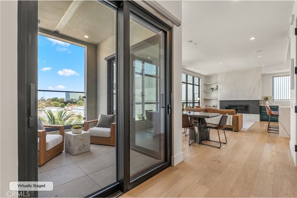 4281 Uptown Newport Drive 4