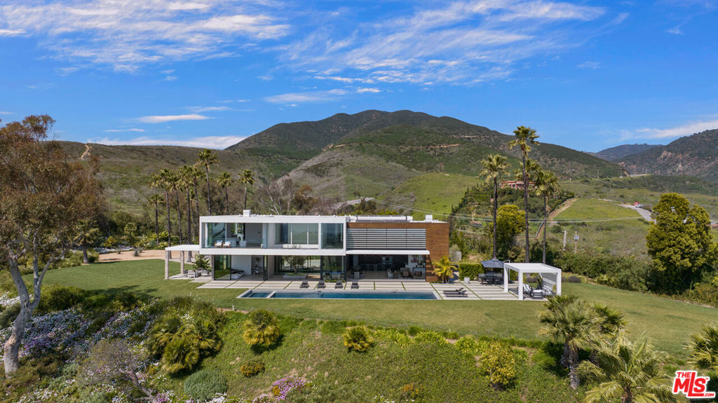5601 Kanan Dume Road