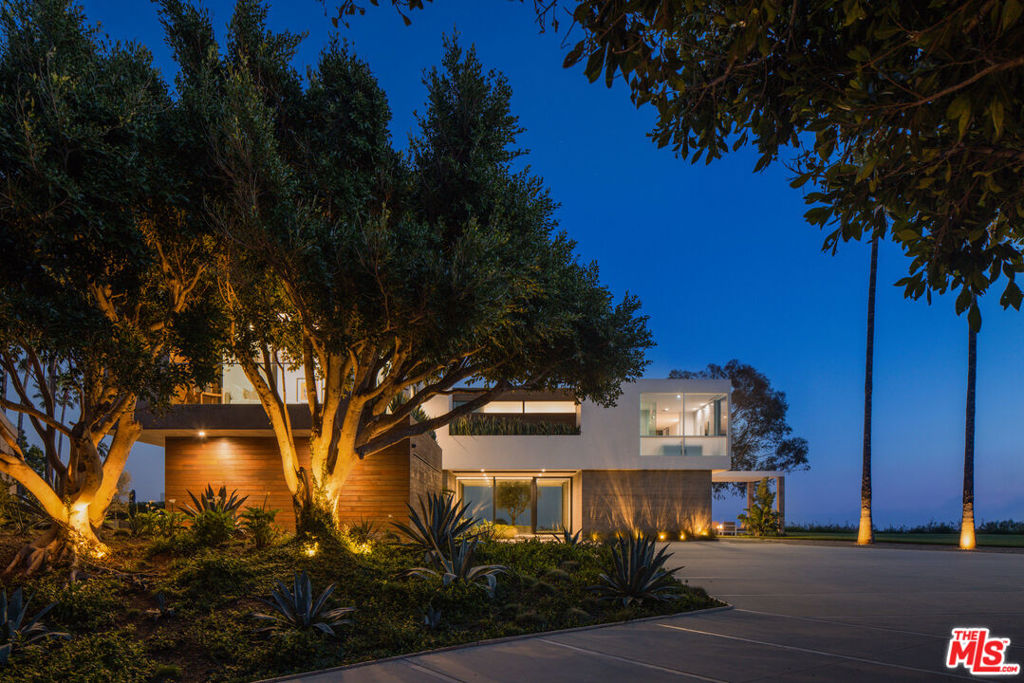 5601 Kanan Dume Road
