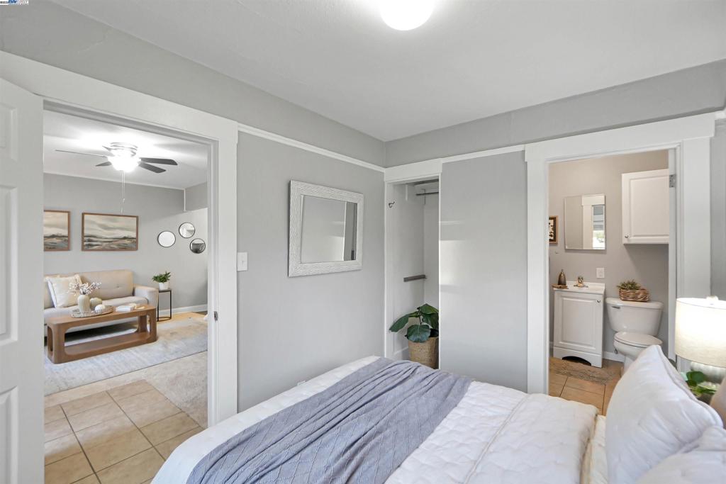 JACKSON TRIANGLE - Residential