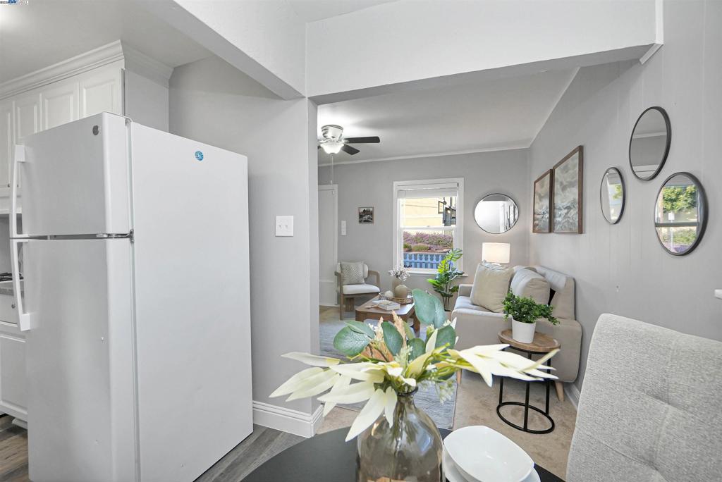 JACKSON TRIANGLE - Residential