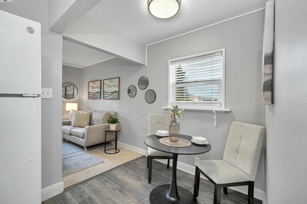 JACKSON TRIANGLE - Residential