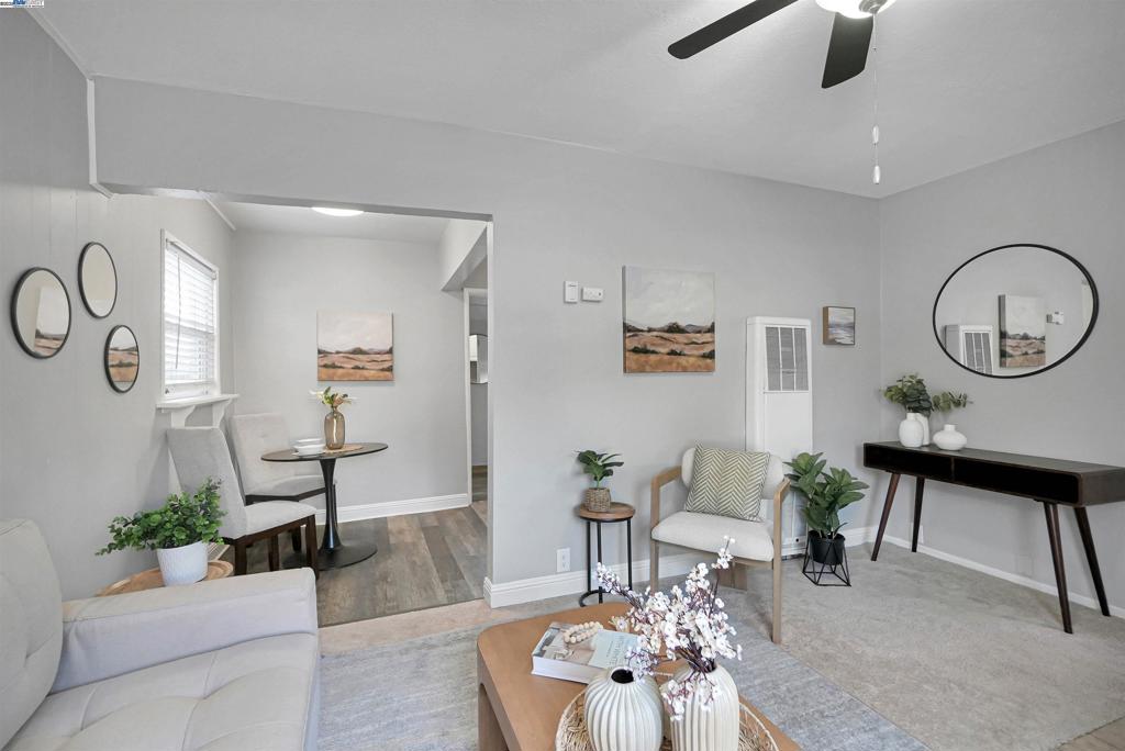 JACKSON TRIANGLE - Residential