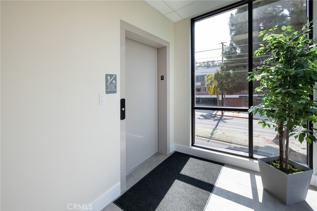 24444 Hawthorne 109