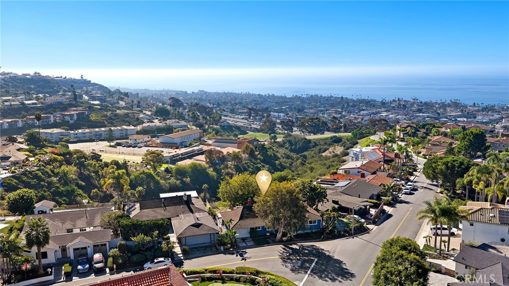 200 Avenida San Carlos