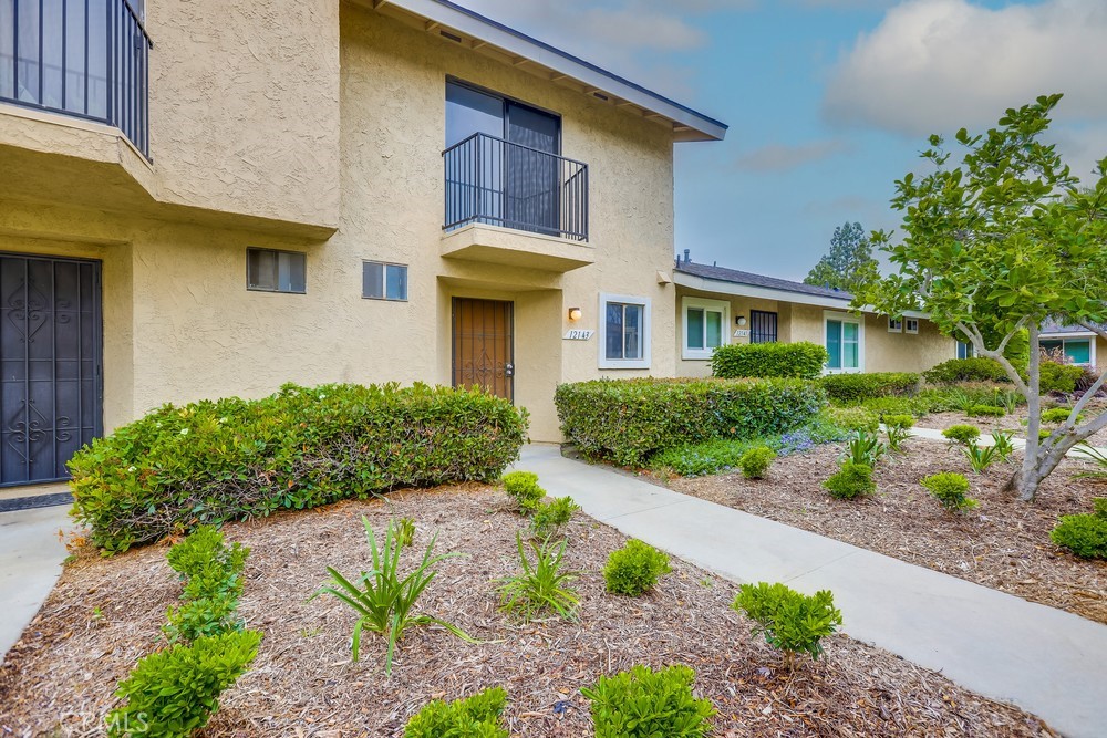 12143 Stonegate Lane