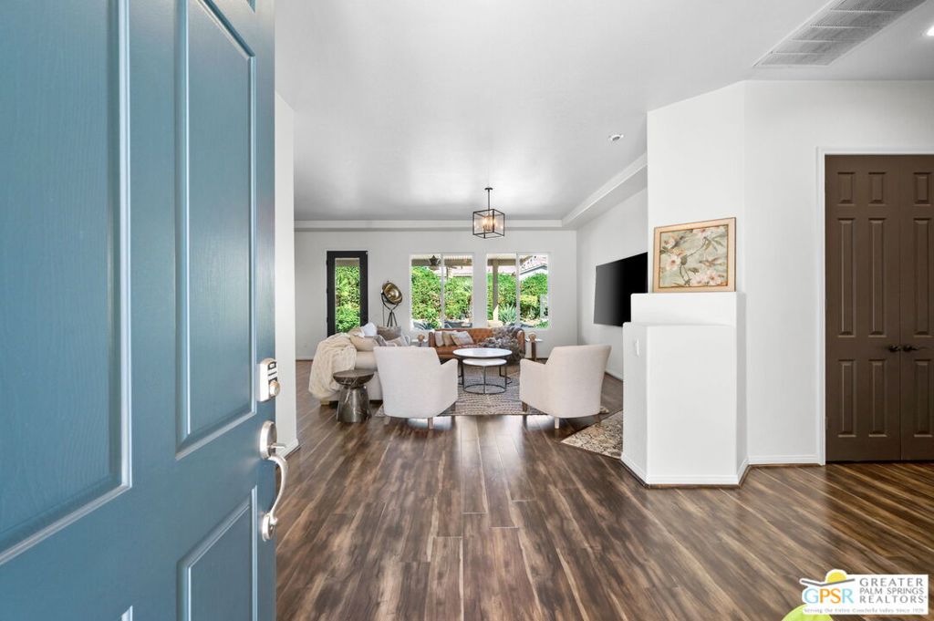 Esplanade - Residential