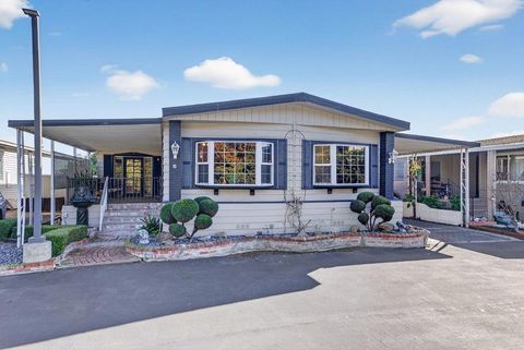 10 Pera Drive Watsonville CA 95076