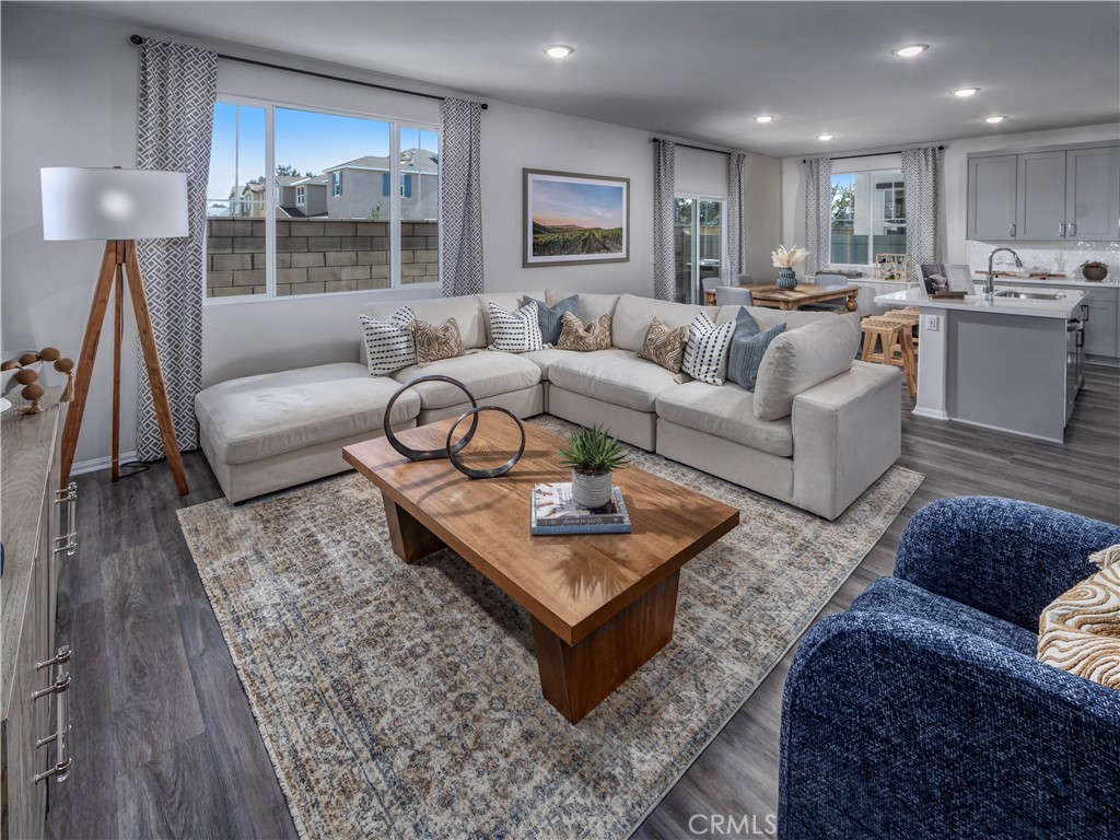 28424 Campos de Flores
