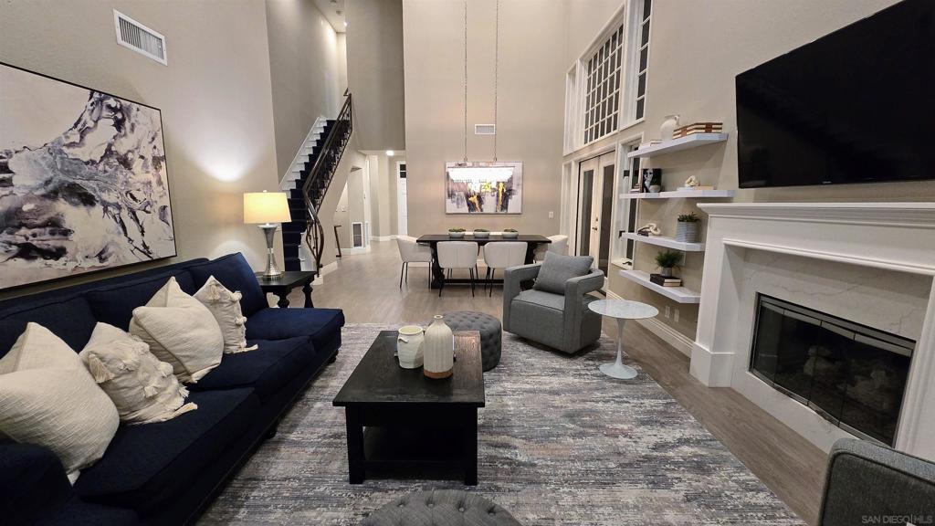 3623 Paseo Vista Famosa