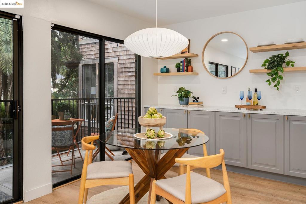 LAKESHORE/GRAND - Residential