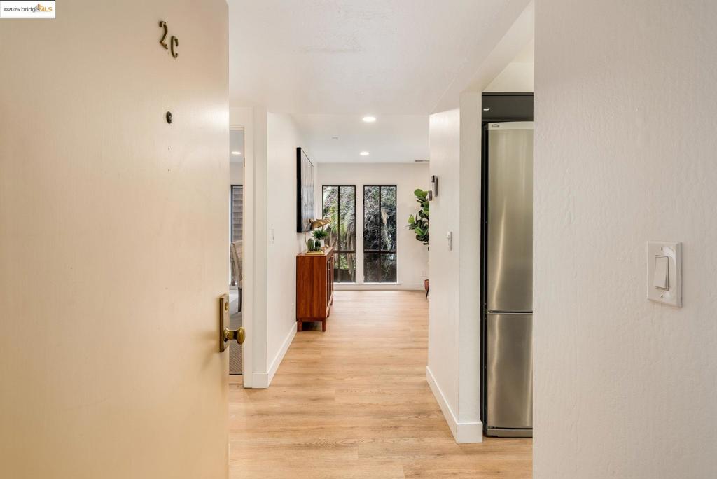 LAKESHORE/GRAND - Residential