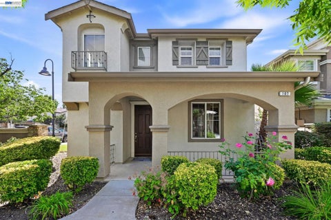 Photo of 107 Olmsted Ct CT, Pittsburg, CA 94565 (MLS # 41137088)