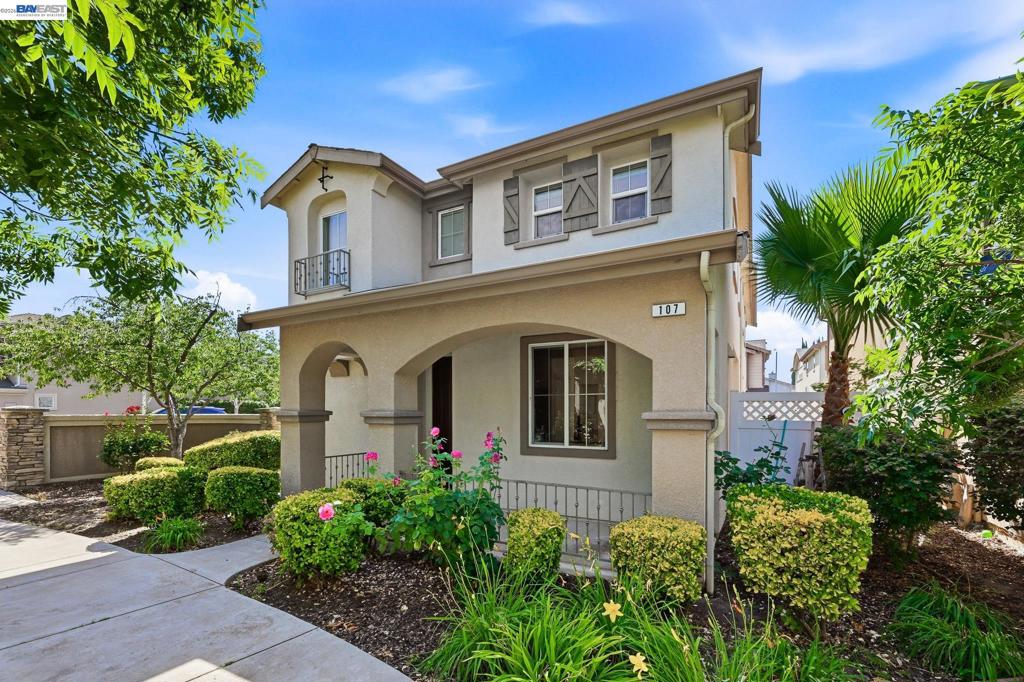 107 Olmsted Ct