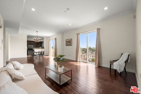 Photo of 9049 Alcott Street #401, Los Angeles, CA 90035 (MLS # 26737121)