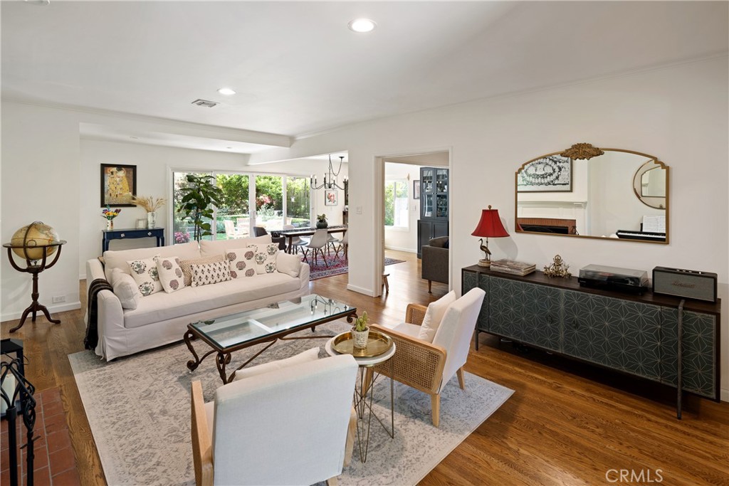 3585 Grayburn Road