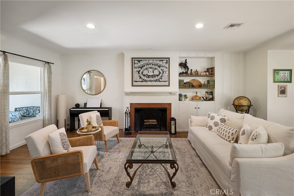 3585 Grayburn Road