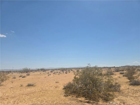 Photo of 1 Venus, Joshua Tree, CA 92252 (MLS # HD26118579)