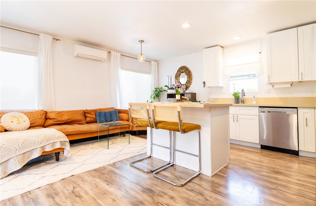 303 w sepulveda street