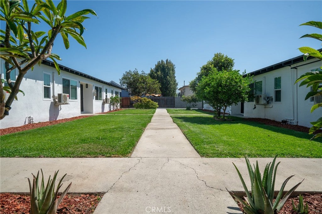 1512 W 5th