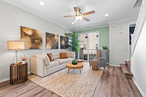 Photo of 1307 Terracina Ln Ln, San Diego, CA 92103 (MLS # 260004497SD)