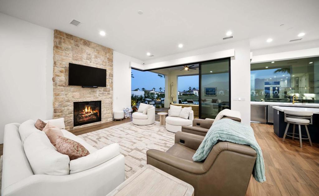 Andalusia at CM - Residential