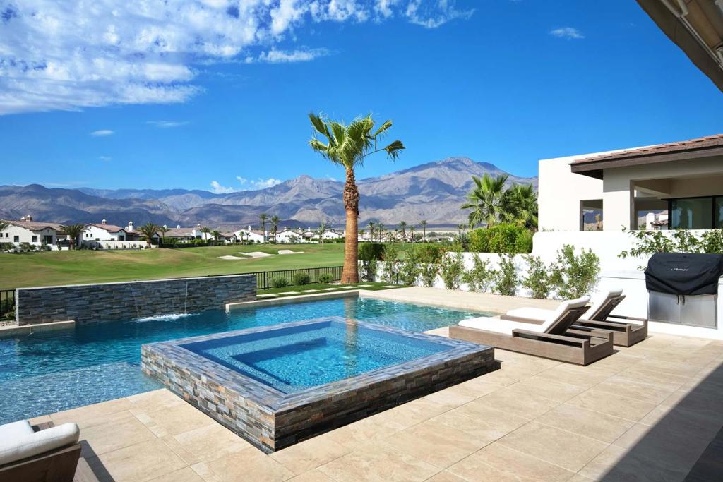 Andalusia at CM - Residential