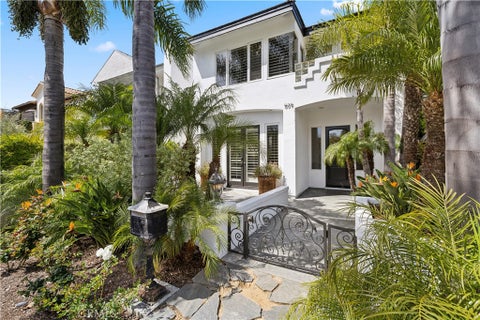 Photo of 509 Orchid Avenue, Corona Del Mar, CA 92625 (MLS # NP26209846)