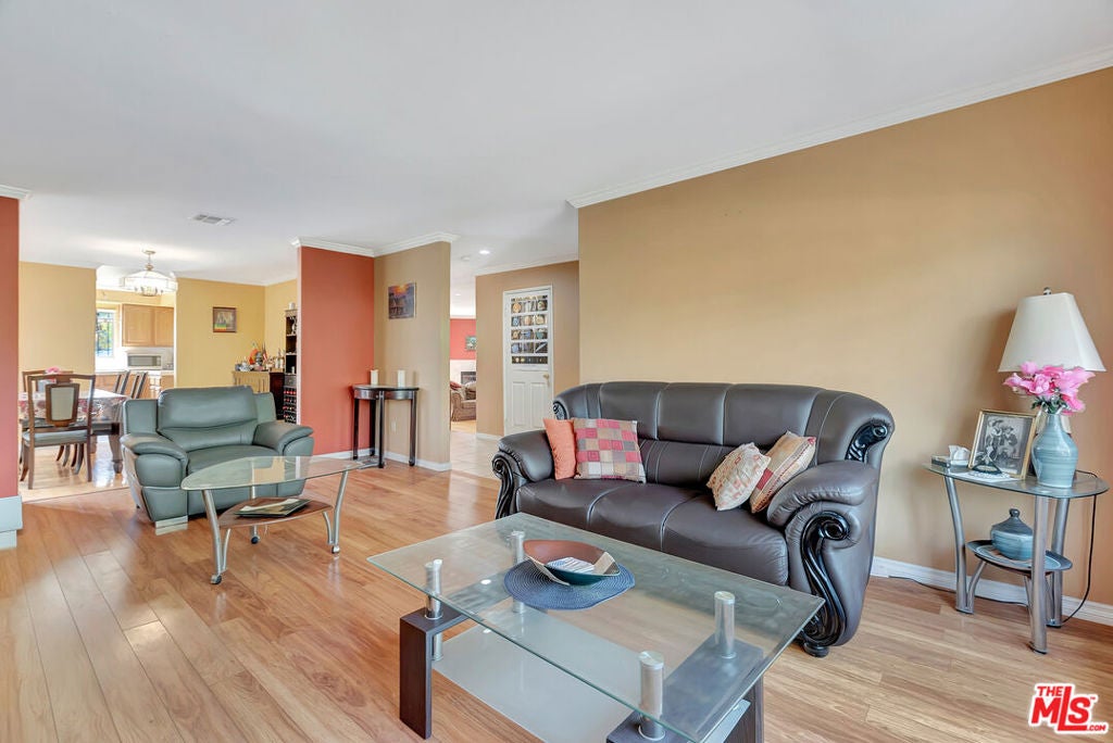 448 W 64th Street