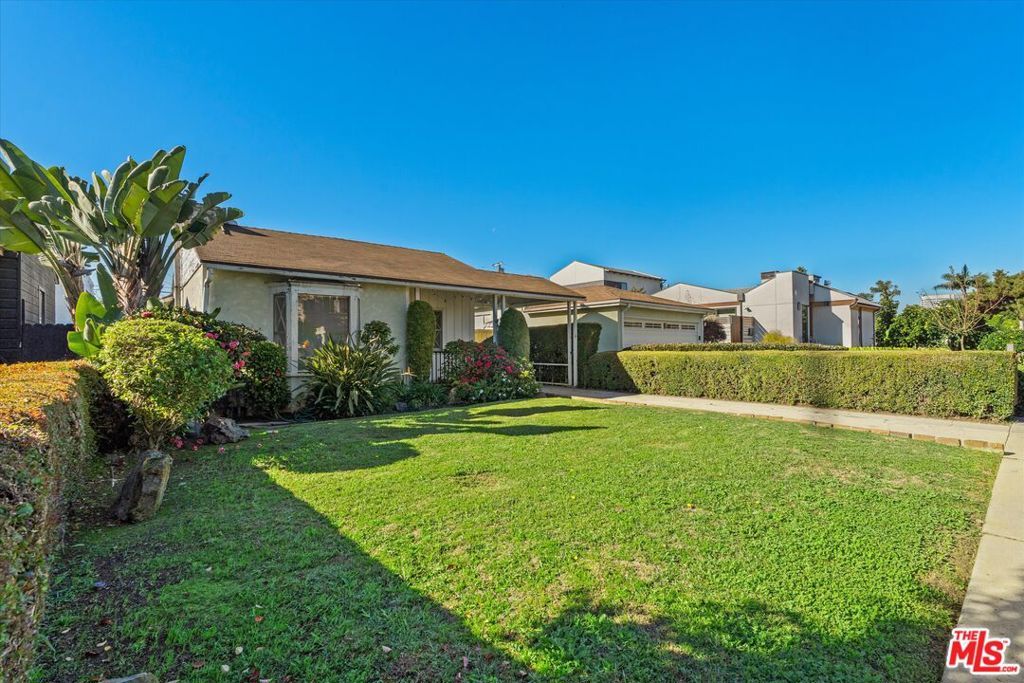 Photo of 1757 Wellesley Avenue, Los Angeles, CA 90025 (MLS # 25625199)