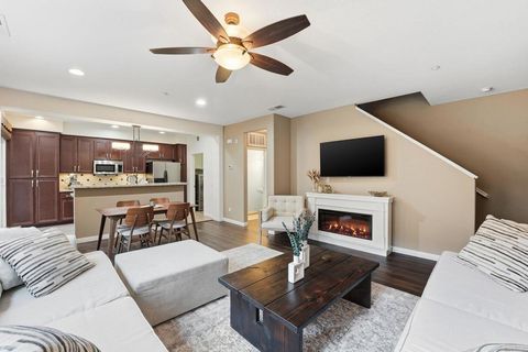 60 Via Sovana Santee CA 92071