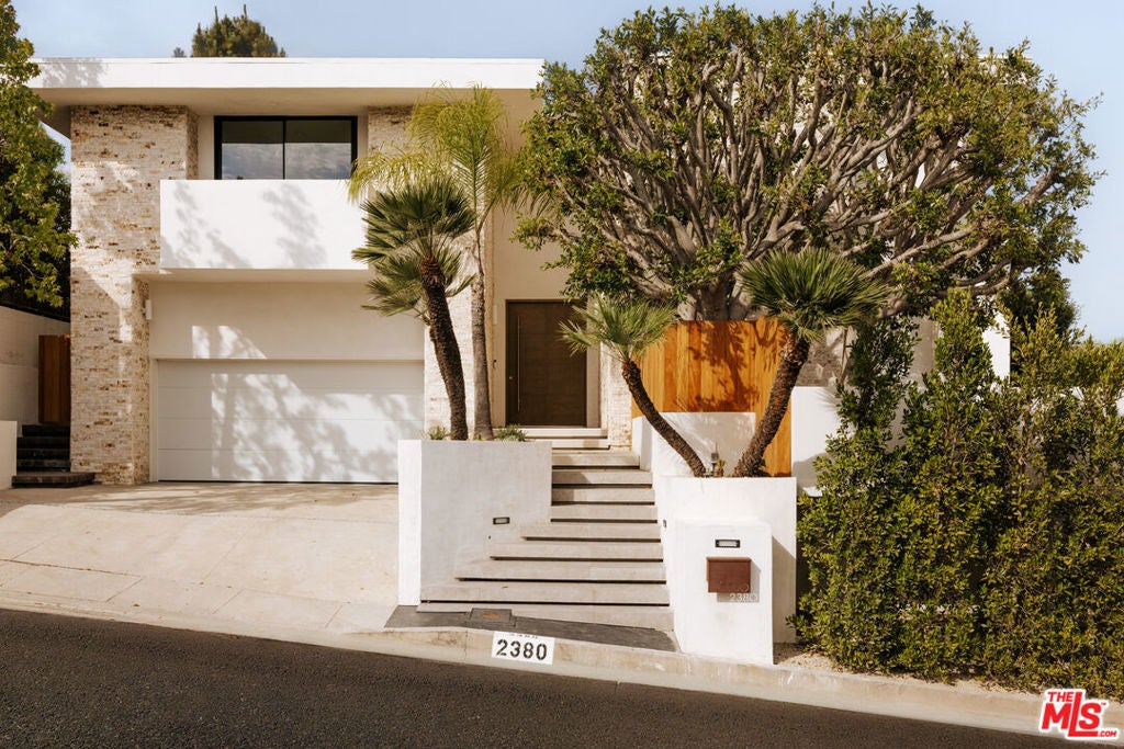 2380 Venus Drive