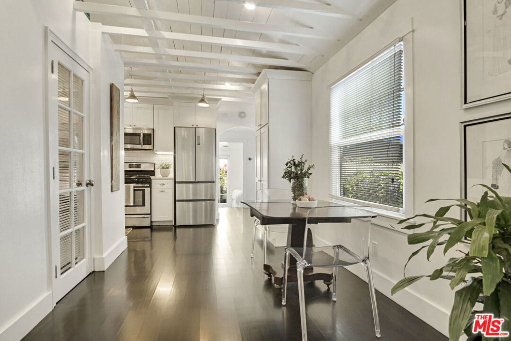 5143 La Vista Court