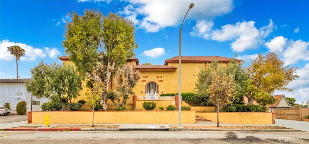 3431 Artesia BLVD